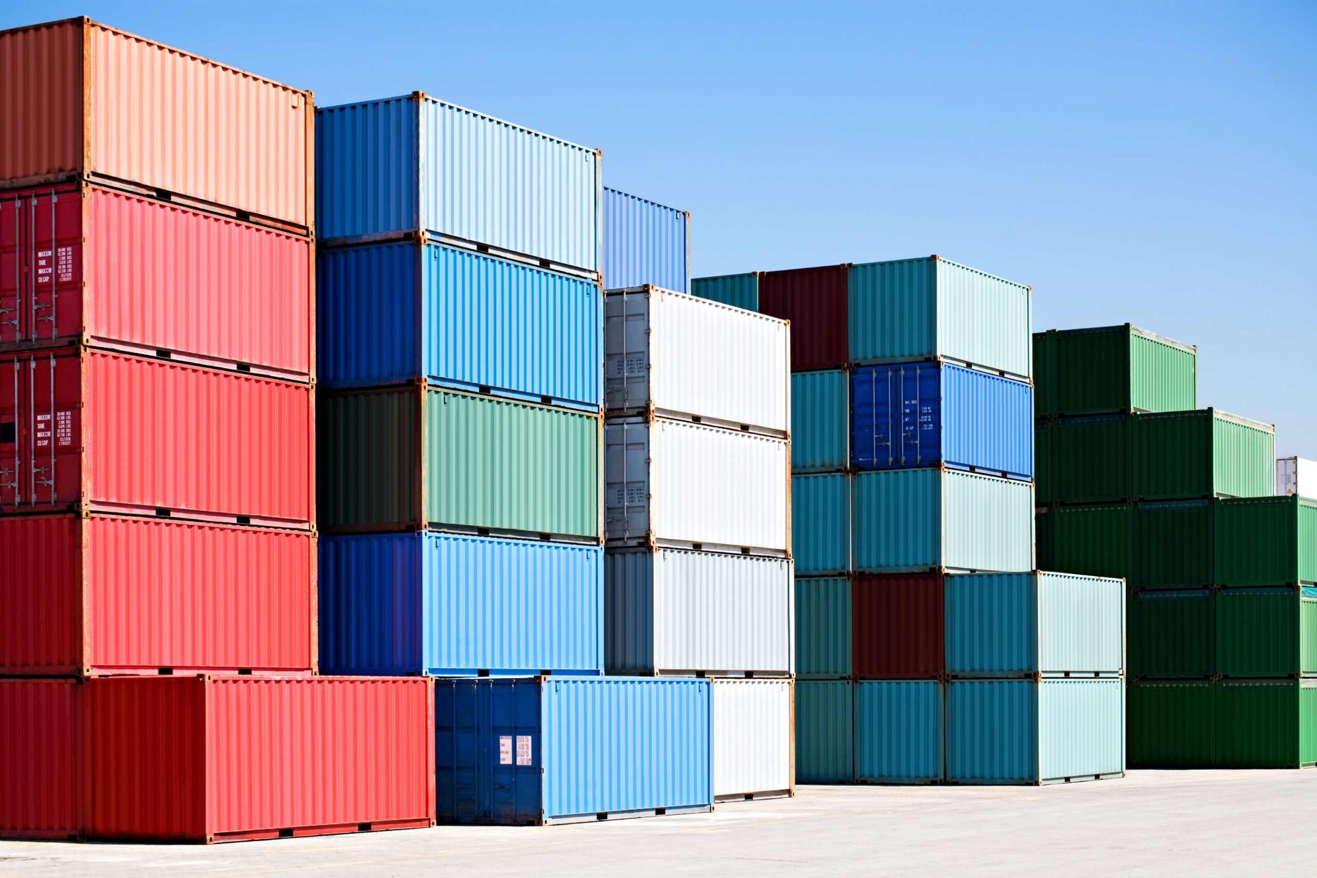 Cargo theft continues to threaten supply chains 8 A shipping container yard with stacks of cargo containers.