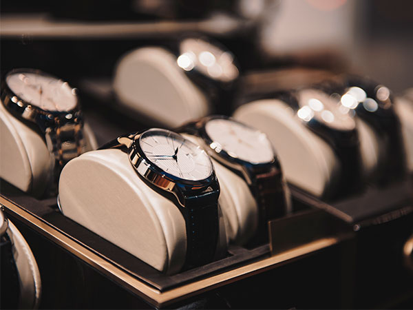 Luxury watches: a lucrative target 5 24 1543 SEDG Jam tangan mewah menjadi target yang menggiurkan